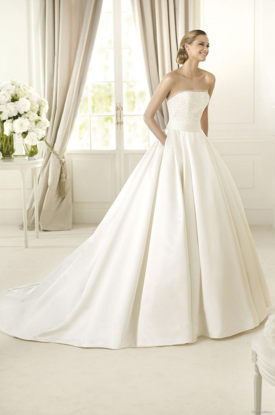 Wedding - Pronovias - Dalamo - 2013 - Glamorous Wedding Dresses