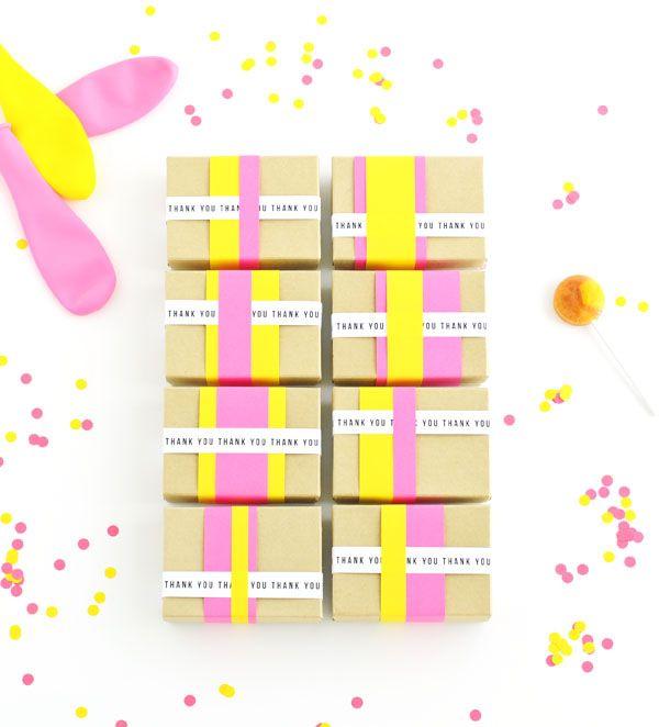 زفاف - Paper Stripes Favor Boxes DIY (Oh Happy Day!)