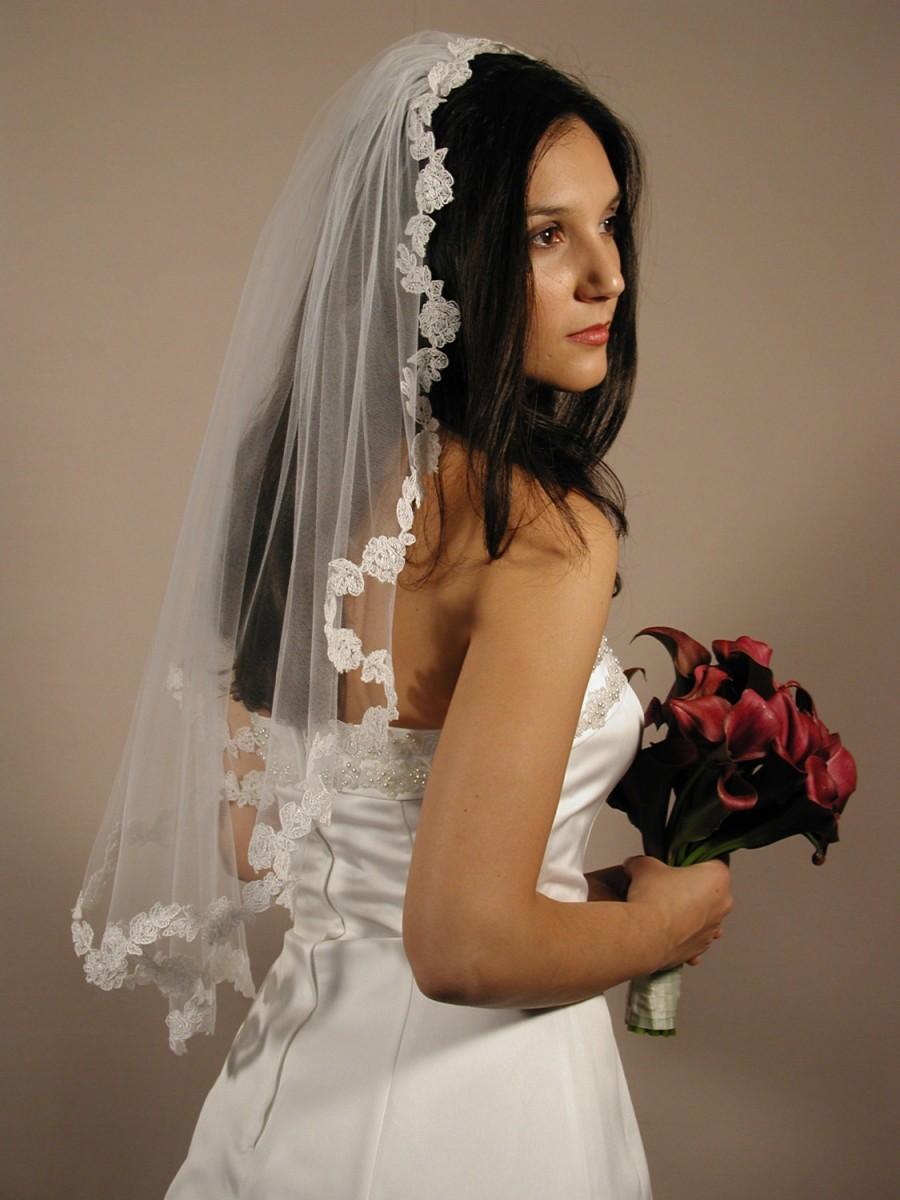 Hochzeit - Mantilla wedding veil with lace edging. Mantilla vil elbow length 30" long and 72" wide.