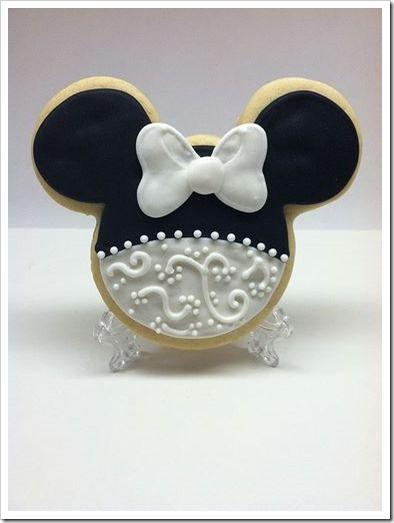 Mariage - Gorgeous Mickey And Minnie Mouse Wedding Cookies