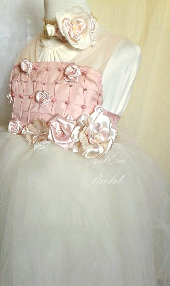 Hochzeit - Couture vintage style wedding dress 6-7 old Girl, Flower Girl Dress, Tulle kids dress, Bridesmaid, Birthday Dress, Ivory Pincess dress
