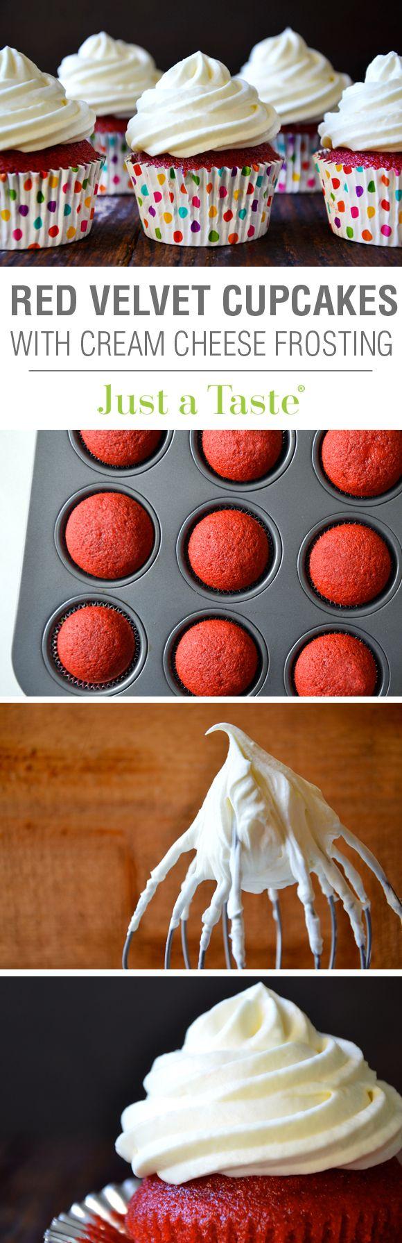 Свадьба - Red Velvet Cupcakes With Piped Cream Cheese Frosting
