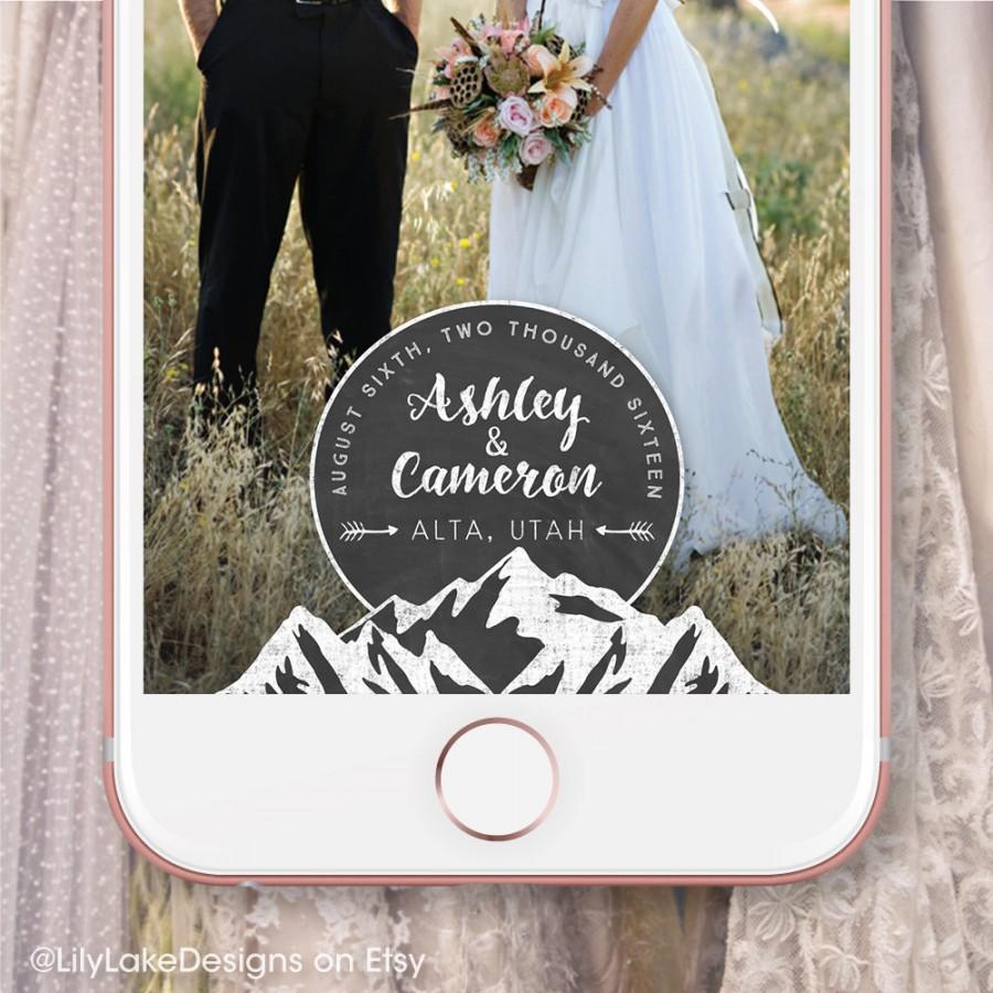 Hochzeit - Personalized Snapchat Geofilter for Mountain Wedding 