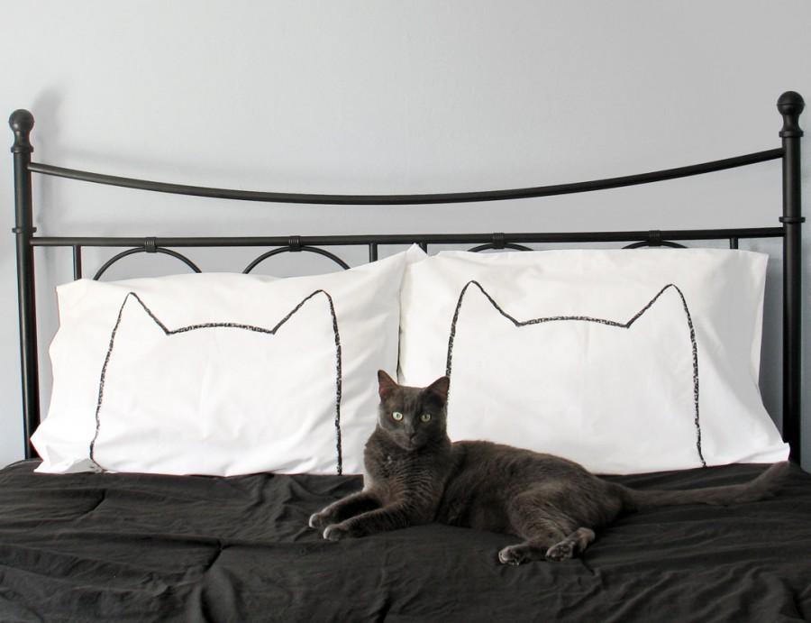 Hochzeit - Cat Nap Pillow Case Set, unique dorm decor, couples gift, catnap pillowcases, crazy cat lady pillows, cotton anniversary gift, housewarming