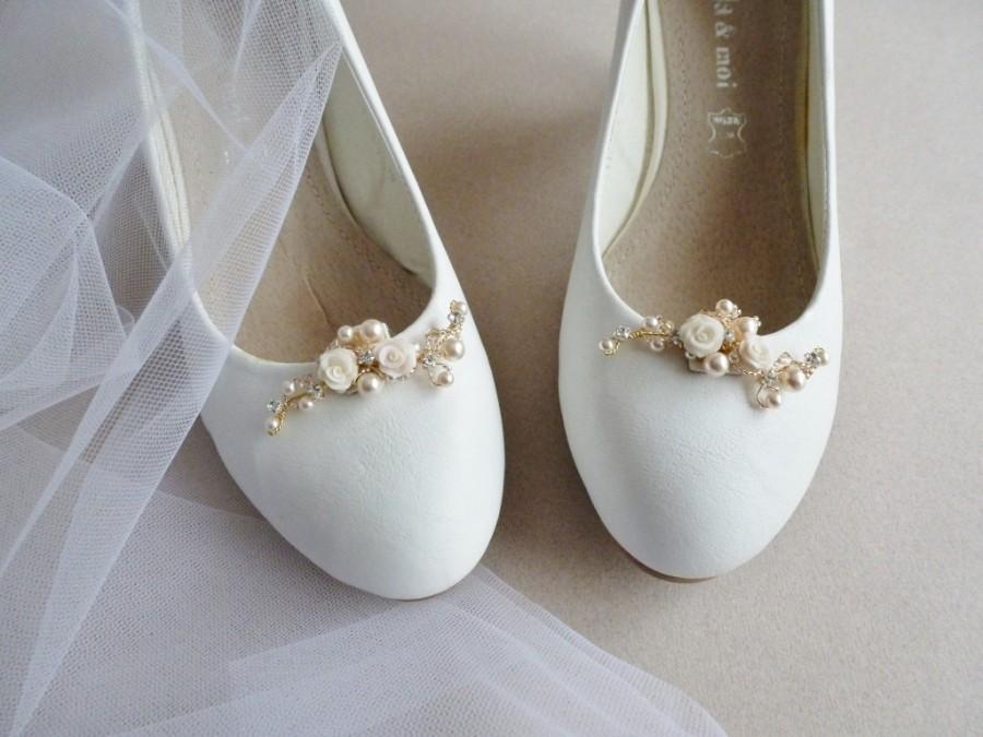 زفاف - Flower Bridal Shoe Clip- Swarovski Crystal and Rhinestones Shoe Clips  - Wedding Flowers Shoe Accessory
