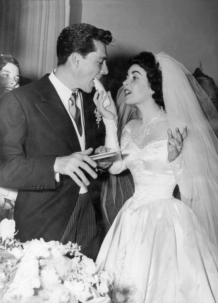 زفاف - PHOTOS: The Many Weddings Of Elizabeth Taylor