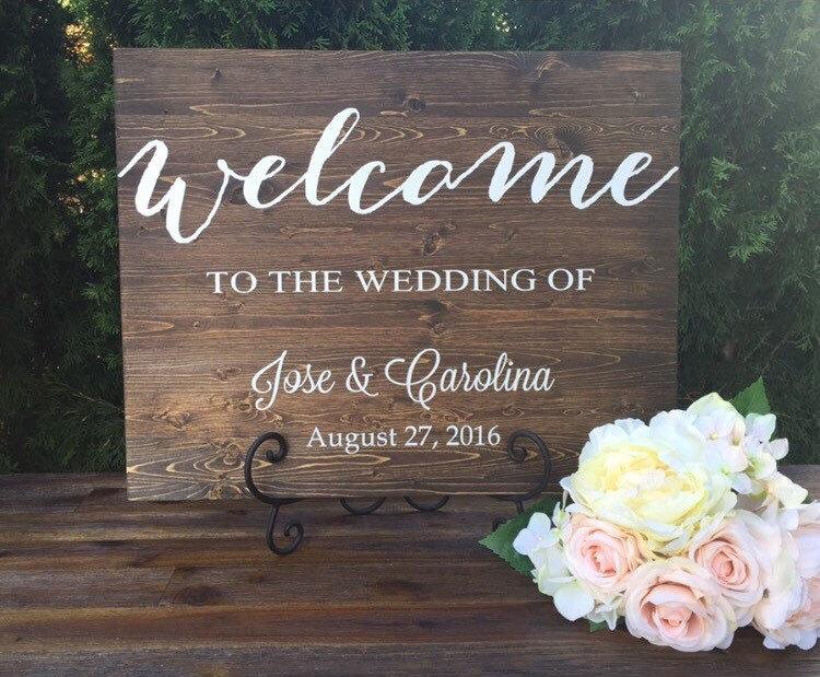 Hochzeit - Rustic Wood Wedding Sign / Wedding Welcome Sign / Rustic Wedding Decor / Country Wedding