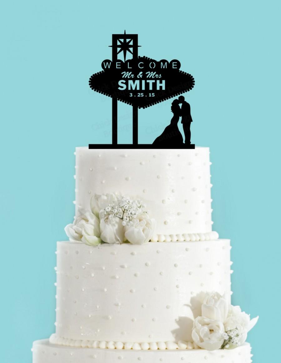 Свадьба - Custom Famous Las Vegas Sign and Couple Kissing Acrylic Wedding Cake Topper