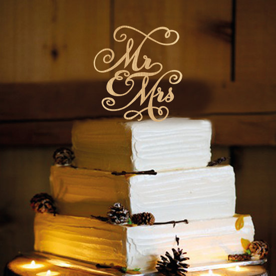Mariage - Rustic  Wedding Cake Topper - Personalized Monogram Cake Topper - Mr and Mrs - Cake Decor - Bride and Groom