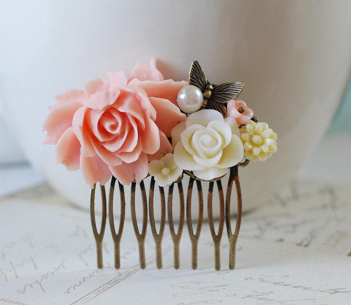 زفاف - Wedding Flower Hair Comb. Pink, Ivory, White Flowers Collage Hair Comb.  Butterfly Pearl Bridal Hairpiece, Bridesmaid Gift