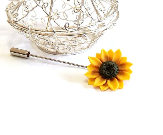 Wedding - Yellow Sunflower Boutonniere, Rustic Groom Buttonhole, Woodland Lapel pin, Groom Boutonniere, Sunflower Brooch