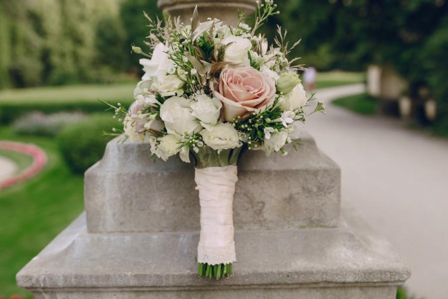 Hochzeit - REAL TOUCH vintage flower wedding bouquet! Vintage wedding bouquet. Wedding bouquet, bridal bouquet, elegant bouquet, real touch flower
