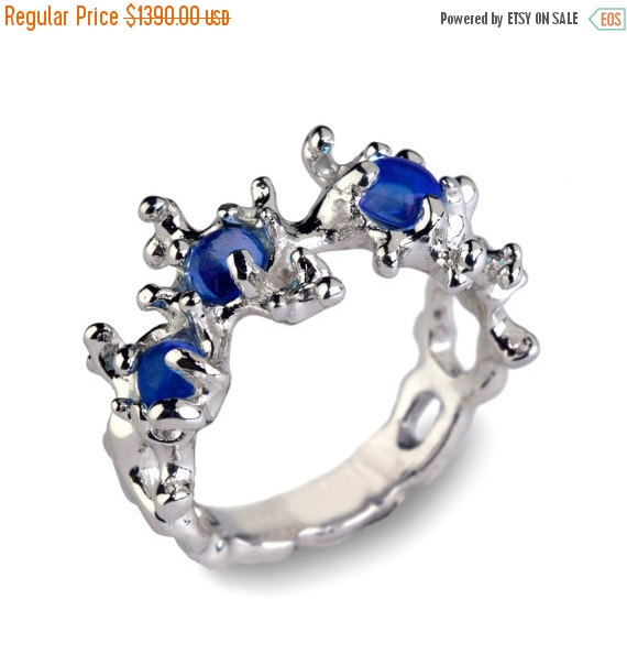 زفاف - ON SALE - BETWEEN The Seaweeds 14k White Gold Blue Sapphire Ring, Blue Sapphire Engagement Ring, 14k White Gold Ring, Unique Gold Ring, Orga