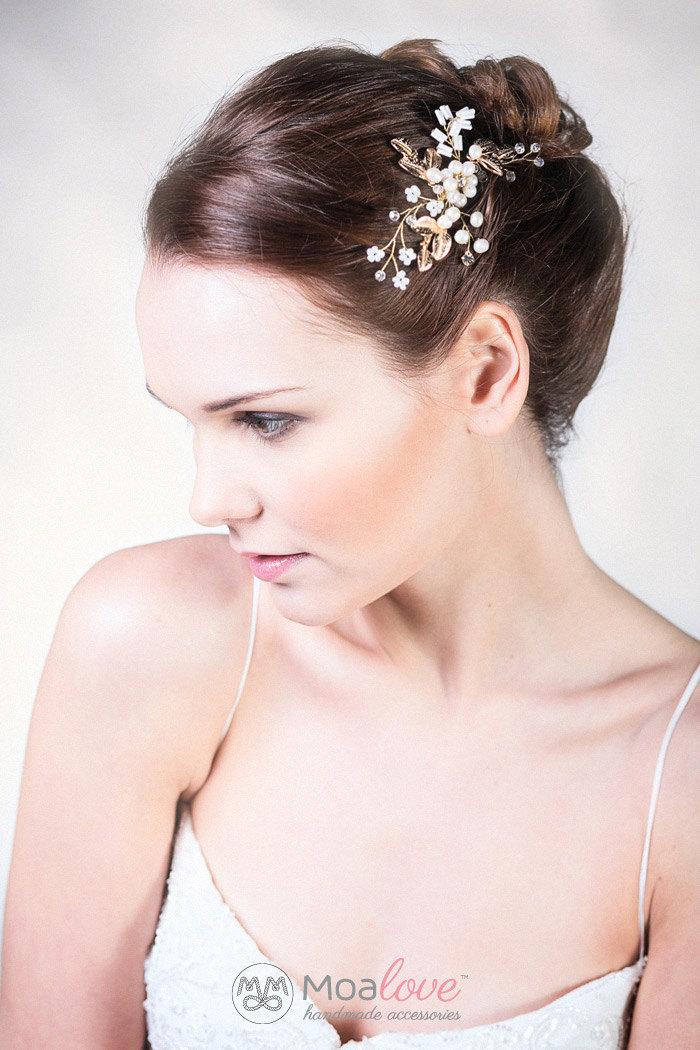 زفاف - Bridal Headpiece, Wedding Hair accessory, Bridal Adornment, Beaded headpiece, Bridal comb, Pearl bead headpiece with gold leaf, Style 505