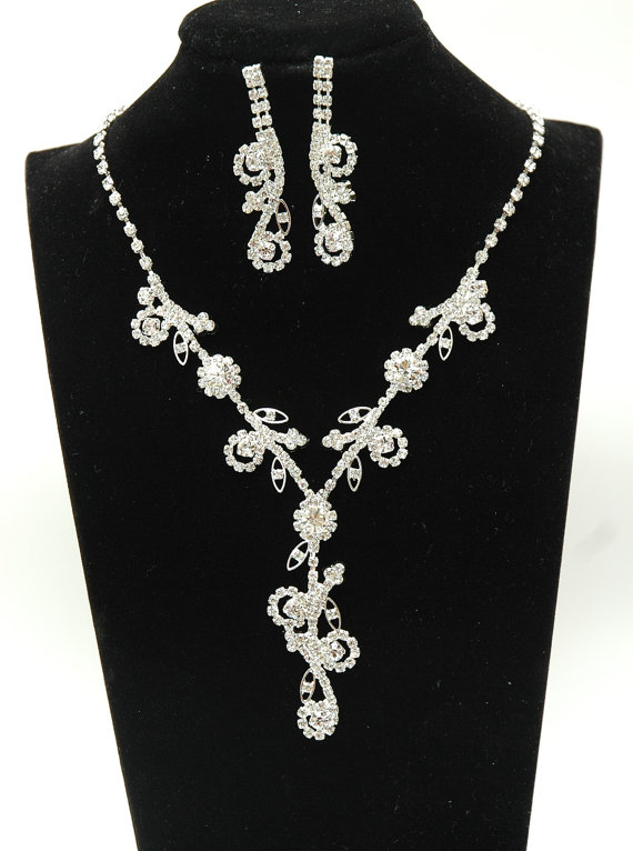 Hochzeit - Rhinestone Jewelry Set, Crystal Bridal Necklace Set, Flower Crystal Wedding Set, Silver Necklace, Crystal Earrings