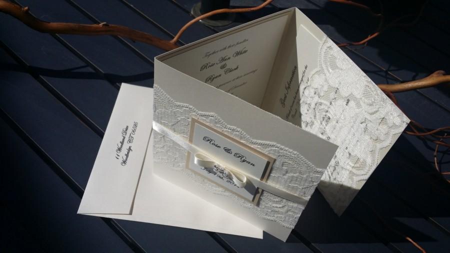 زفاف - Wedding Invitation Folio - Trifold - Accommodate 3 inserts (included). Book style Pockefold Card