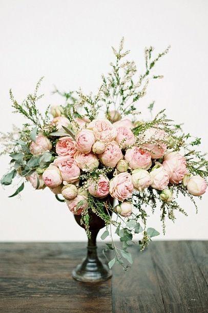 Wedding - 16 Spring Wedding Flower Ideas To Pin Right Now