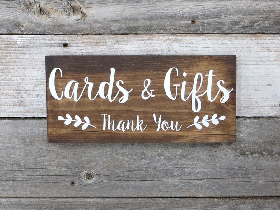 Hochzeit - Rustic Hand Painted Wood Wedding Sign "Cards & Gifts - Thank You" - Wedding Decoration