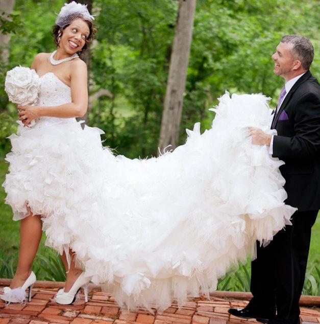 زفاف - Corset Wedding Dress with Feathers and Crystals High-Low Style