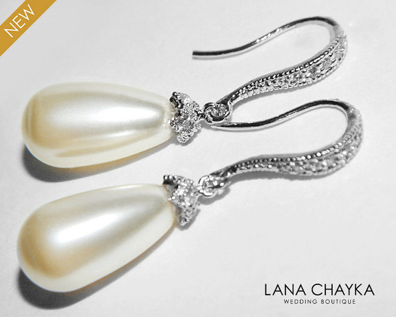 Mariage - Ivory Teardrop Pearl Bridal Earrings Swarovski Pearl Silver CZ Earrings Wedding Pearl Earrings Ivory Pearl Dangle Earring Bridesmaid Jewelry