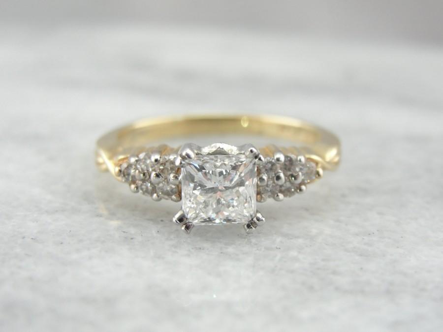 Свадьба - Vintage Princess Cut Diamond Engagement Ring, Pretty Square Cut Diamond, Simple Gold and Platinum Mounting  AHHVJ7-N