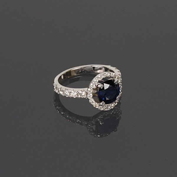 Hochzeit - Sapphire ring, Halo ring, Anniversary ring, Blue sapphire ring, Gold sapphire ring, Halo sapphire ring, Birthstone ring, Gemstone ring