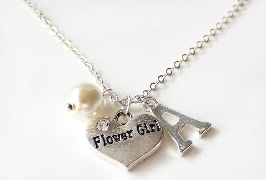 Wedding - Flower girl personalized necklace, pearl necklace, personalized necklace, wedding jewelry, junior bridesmaid gift, wedding party gift