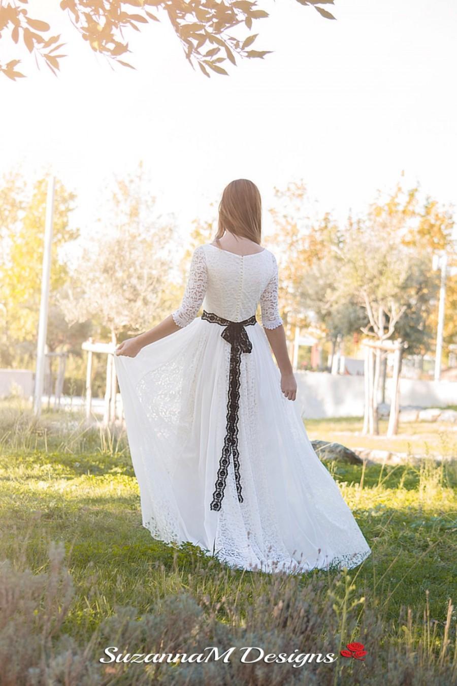 زفاف - Lace Wedding Dress, Ivory Wedding Gown,Bohemian Wedding Dress,Long Bridal Gown,long Sleeve Dress,Chiffon Wedding Dress by SuzannaM Designs