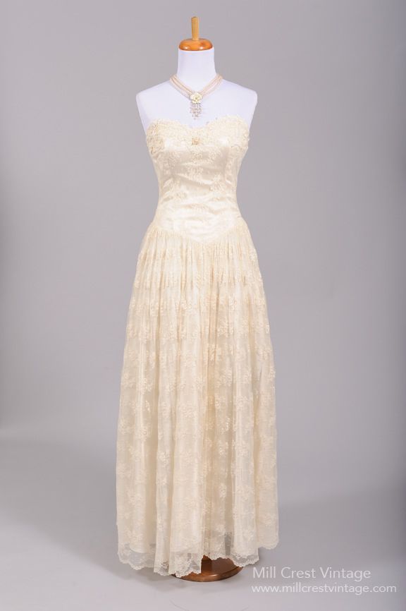 زفاف - 1970 Floral Lace Vintage Wedding Gown