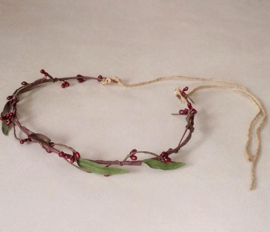 Hochzeit - Burgundy berries fall hair wreath Marsala Bridal accessories pip berry vine flower crown Rustic for girls winter Woodland celtic halo