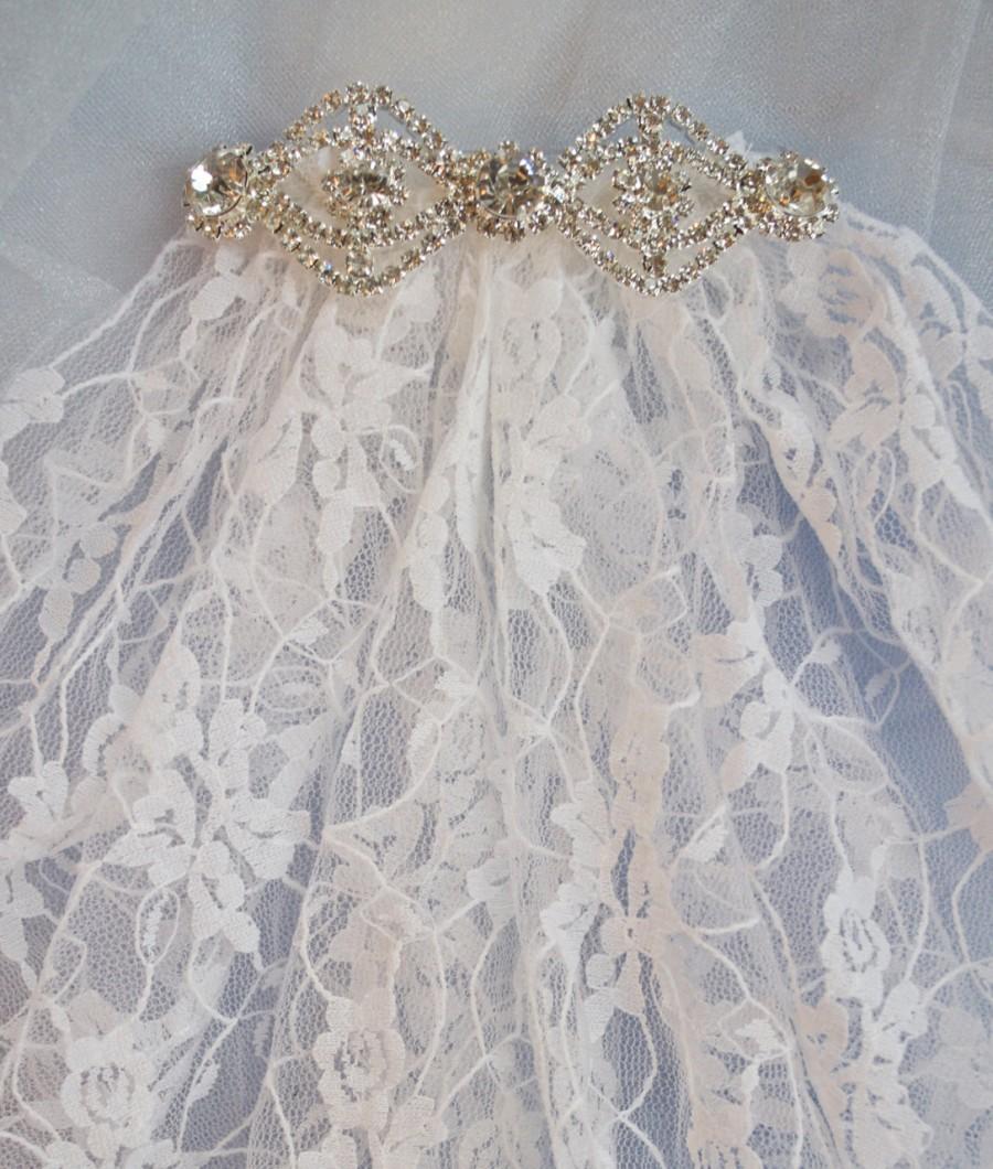Hochzeit - Short Bridal Veils, Veils, Veil, Wedding Veil, Lace Wedding Veil, Jeweled Trim Veil, Bridal, Bride Veil, Vintage Lace Veil, Wedding Clothing