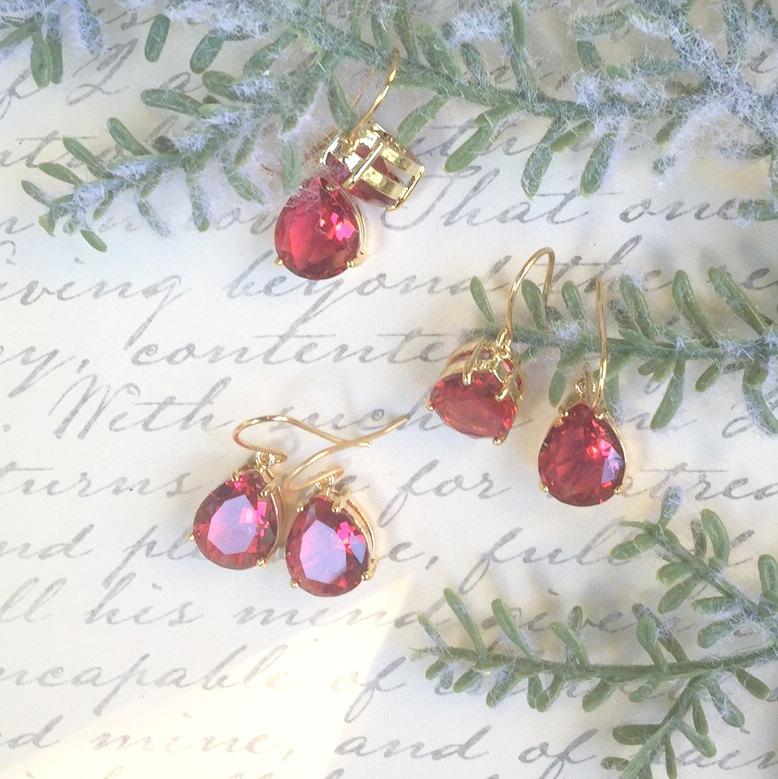 زفاف - Christmas Bridesmaids Earrings,Holiday Translucent Ruby Red Bezels,Fine Gold Plate,Wedding Jewelry,Special Occasion,Bridal Earrings