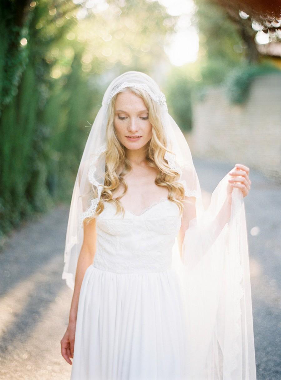 Mariage - Juliet Cap Wedding Veil, Corded French Lace Veil, Cathedral Juliet cap Bridal Veil, Lace Wedding Veil - Style 511