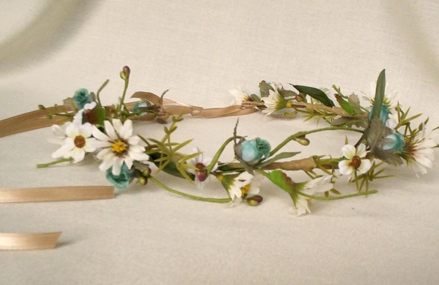 Mariage - Flower Crown Bohemian Rhapsody bridal headwreath spring wedding accessories wild daisies Halo teal aqua Hippie hair wreath robin egg blue