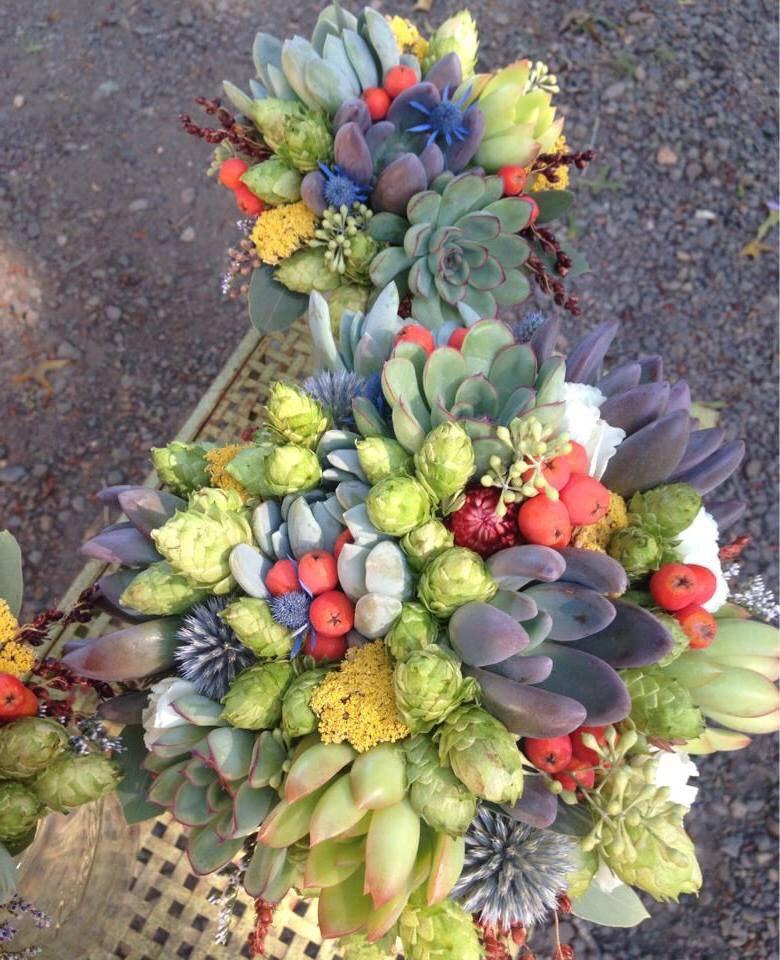 زفاف - Wedding flowers- hops, succulents, thistle, berries