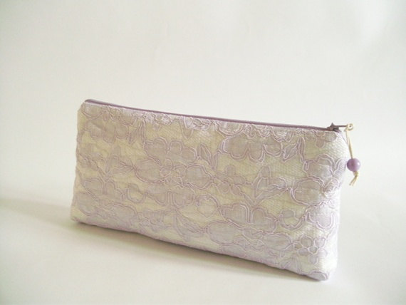 زفاف - Lilac Lace Clutches for Bridesmaids, Set of 4 or 8, Bridesmaid Proposal Gift Purses, Pastel Lilac Wedding Bags, Handmade Set for Bridesmaids