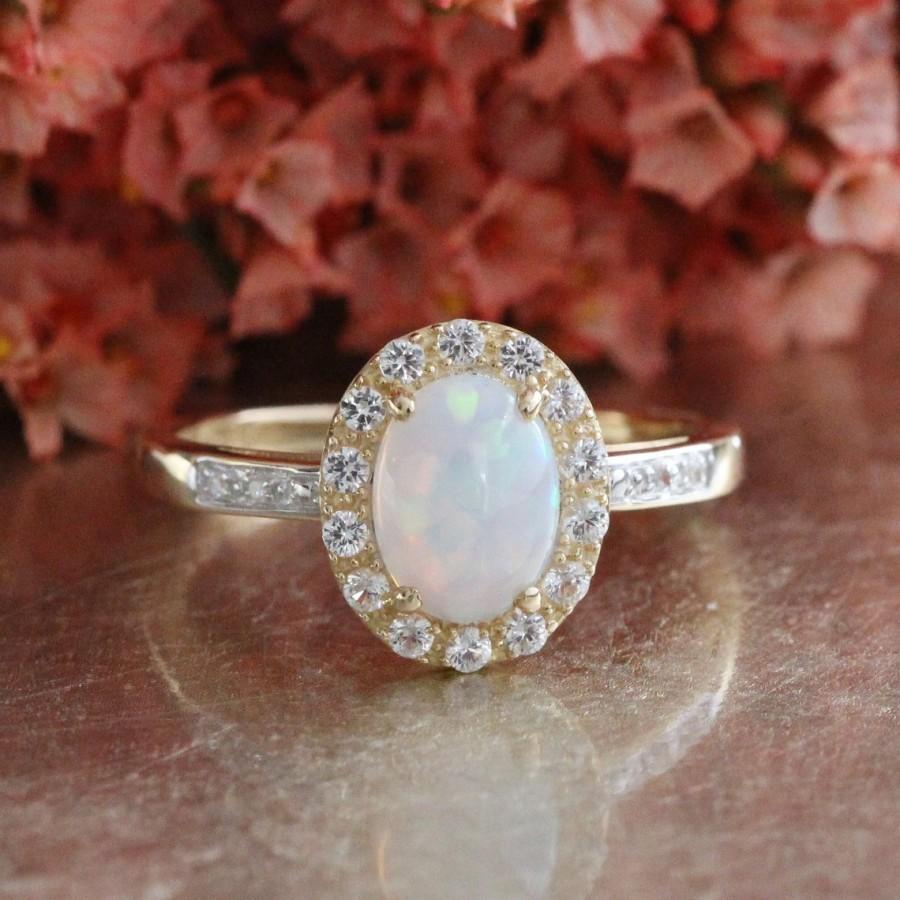 زفاف - Opal Engagement Ring in 14k Yellow Gold Halo White Sapphire Ring Oval Cut Gemstone Ring October Birthstone Ring, Size 7.25 (Resizable)