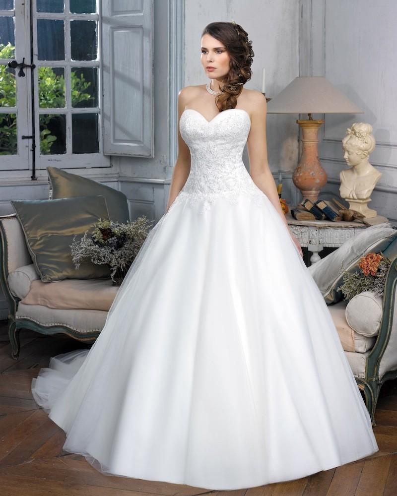 Wedding - Simple Ball Gown Sweetheart Lace Sweep/Brush Train Tulle Wedding Dresses - Dressesular.com