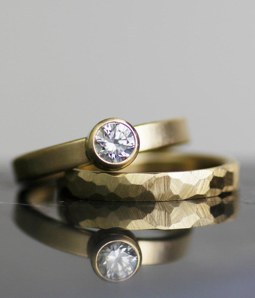 Mariage - modern wedding band set, stacking wedding ring set, faceted gold and diamond engagement ring, womens wedding ring, womens wedding band