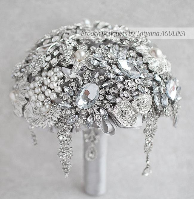 Mariage - Brooch bouquet.  The Great Getsby Crystal wedding brooch bouquet, Jeweled Bouquet. Quinceanera keepsake bouquet