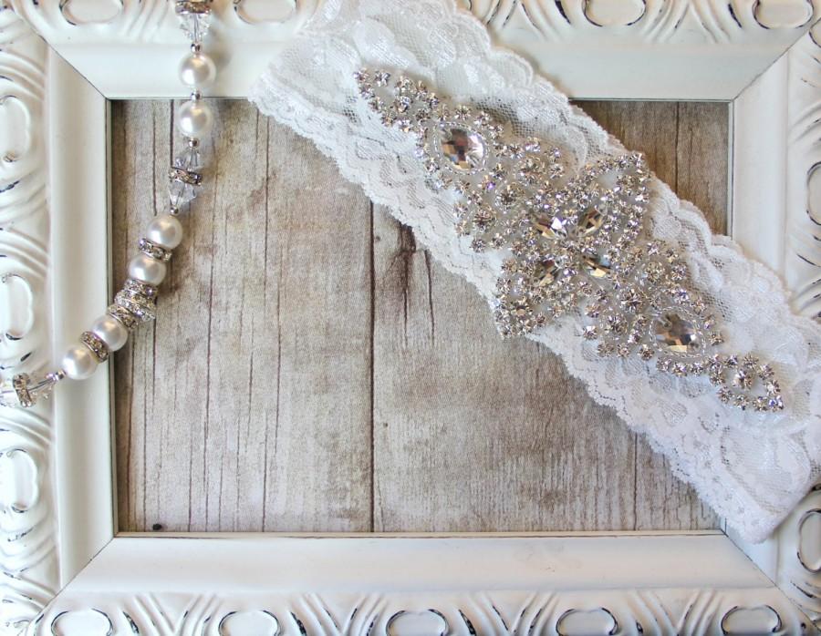 Свадьба - Customizable Vintage Wedding Garter with Sparkling Crystal Rhinestones on Comfortable Lace, Bridal Garter, Crystal Garter,