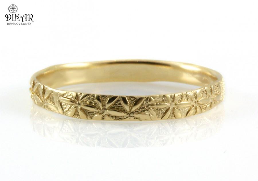 زفاف - 14k yellow gold band, thin women band, women's wedding ring, Bohemian style , engraved flowers, floral engraving, handmade gold band, DINAR