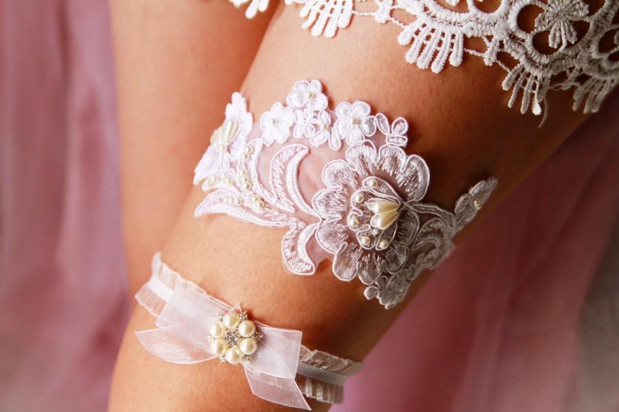 Hochzeit - Bridal Garter Set Wedding Garter Set - Ivory Lace Garter Belts - Keepsake Garter Toss Garter - Vintage Inspired Lace Garters