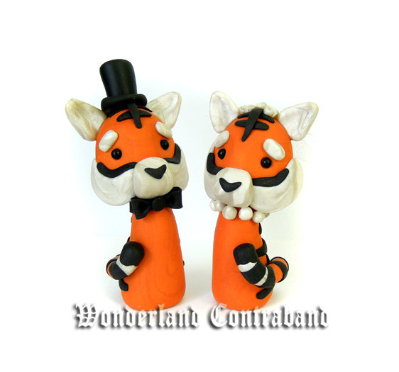Wedding - NEW and Ready to Ship - Mr. and Mrs. Tiger - Wedding Cake Topper - ORIGINAL OOAK Miniature Sculptures - Decor