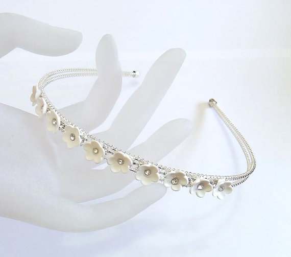 Hochzeit - Wedding hat, tiara, wedding decorations head, hair hoop headband tiara crystal wedding bridal jewelry