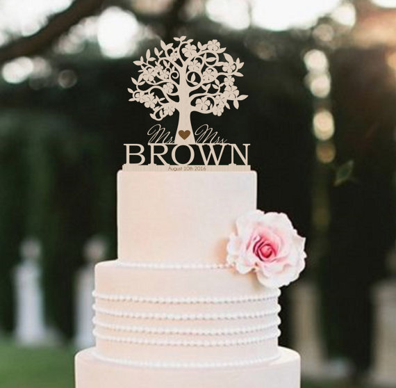 Hochzeit - Mr & Mrs Wedding Cake Topper Tree Wedding Surname Cake Topper Rustic Tree Cake Topper Personalized Wood Cake Topper