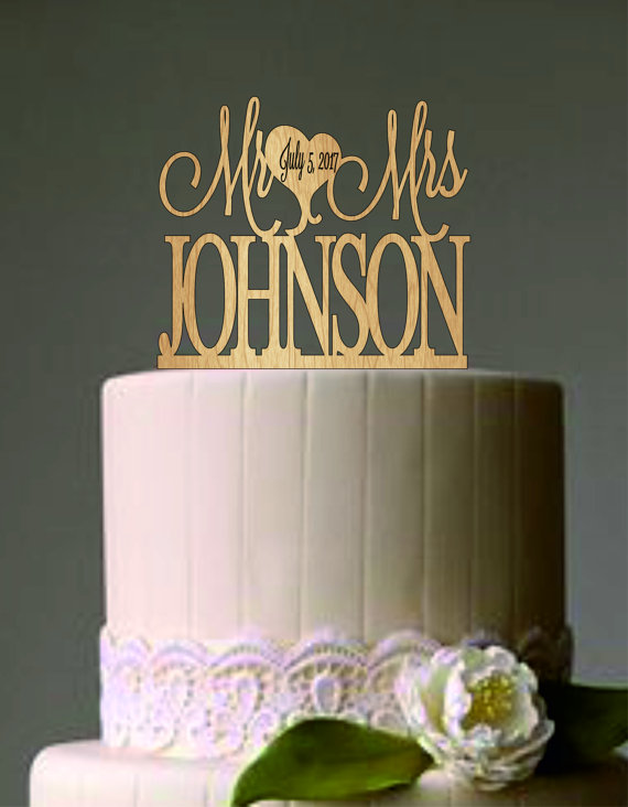 Mariage - Mr and Mrs Wedding Cake Topper - Rustic Personalized Wedding Cake Topper - Custom Monogram Wedding Cake Topper - Wood Last name Cake Topper