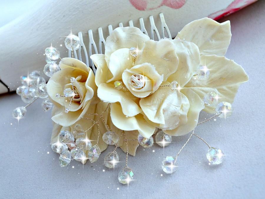 Wedding - Bridal hair flowers, Ivory, cream or white summer wedding hair piece, Vintage inspired bridal hair comb, Roses and crystals headpiece