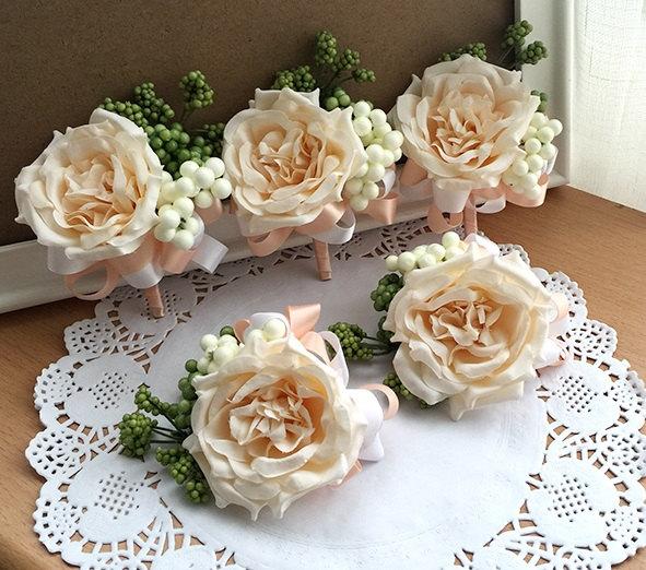 Hochzeit - A set of 5 garden theme boutonnieres/ corsage, Rustic Buttonhole, Twine and Burlap Wedding, Groomsmen Flowers corsage