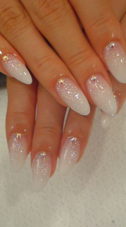 Свадьба - White Nails And Artistic Nail Styles 33